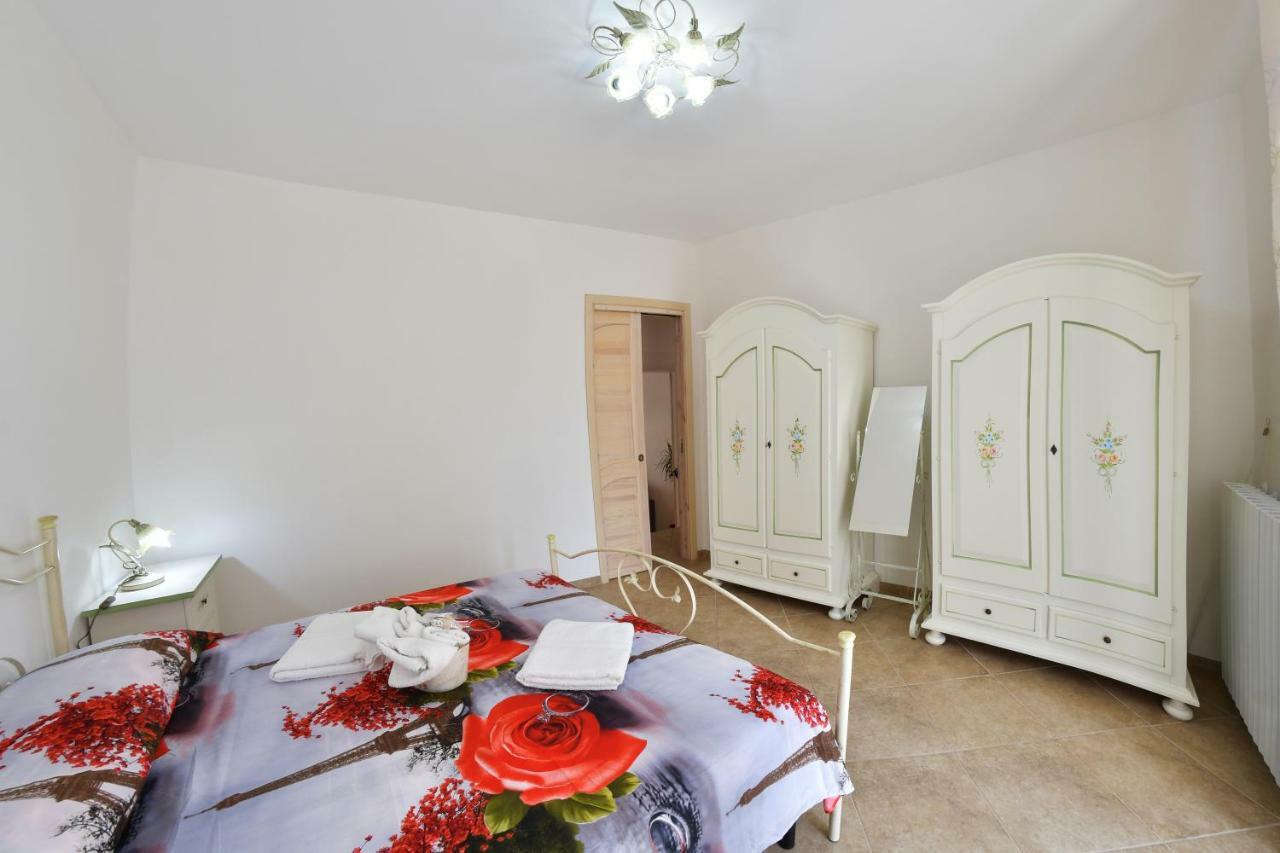 Marghegio' House Apartment Ceglie Messapica Exterior foto